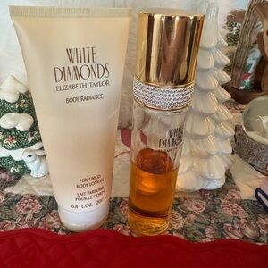Elizabeth Taylor White Diamonds Perfumed Body Lotion and Fragrance Set